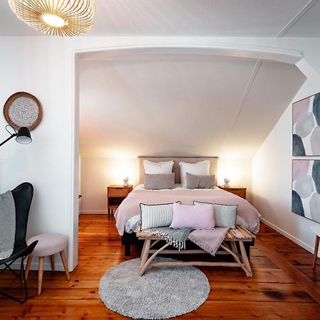 Les Suites 1902, Suite Et Jardin, Colmar Centre Petite Venise Экстерьер фото
